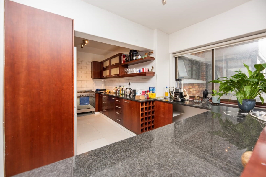 To Let 2 Bedroom Property for Rent in Three Anchor Bay Western Cape
